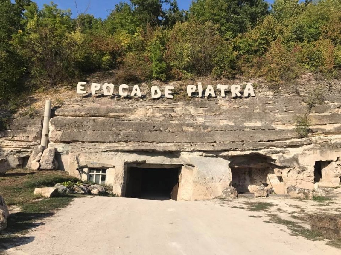 The tourist complex Stone Age of Branesti Winery